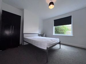 Photo 5- click for photo gallery